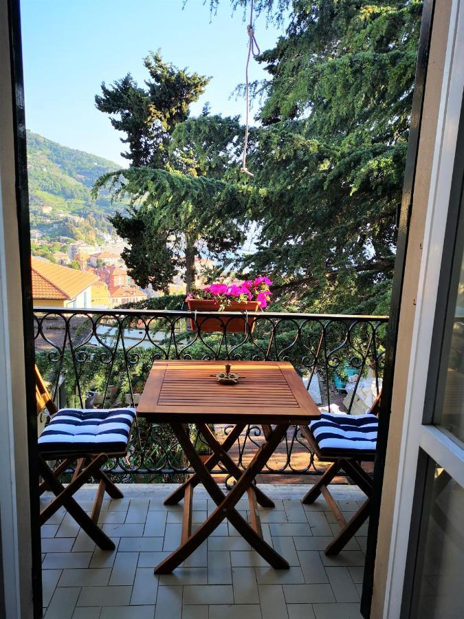 Elegant And Sea View Excelsior Apartment Леванто Экстерьер фото